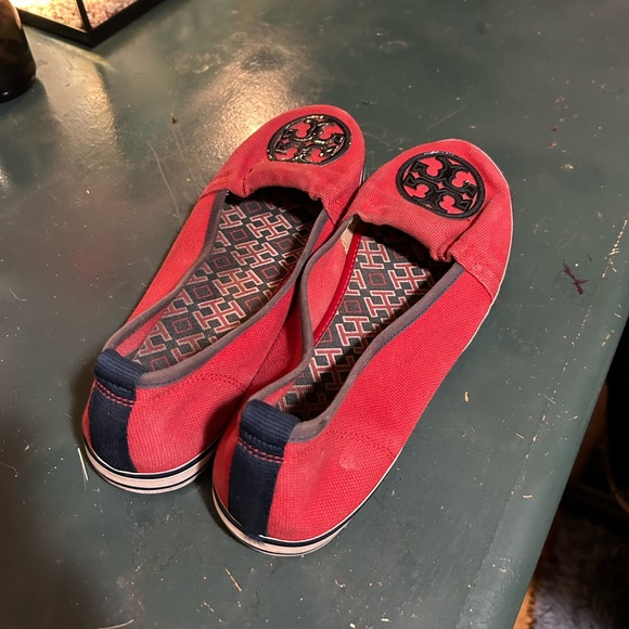 Red Tory Burch Pumps - Picture 4 of 10